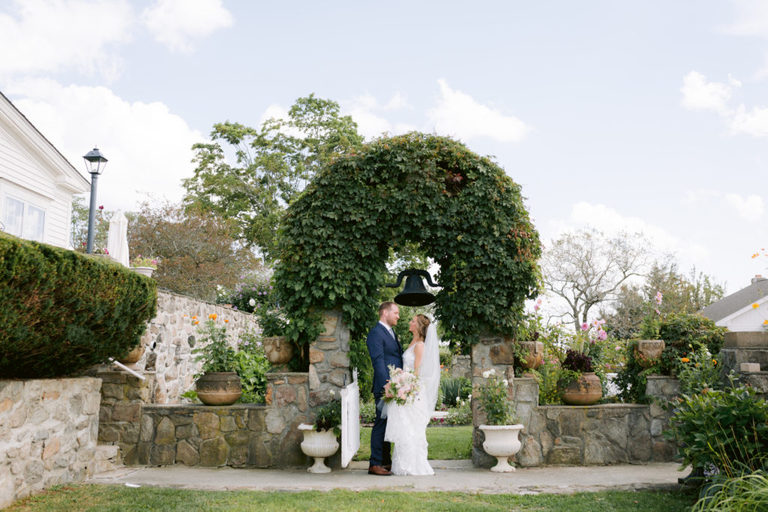 Bride and Groom at Candlelight Farms Inn in New Milford CT